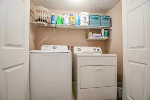 9010 Ketchwood Dr, Houston, TX 77099 - Photo 16