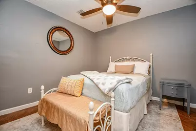 9010 Ketchwood Drive, Houston, TX 77099 - Photo 14