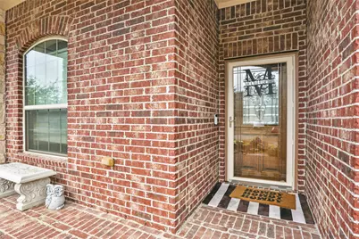 6715 Hunters Trace Lane, Baytown, TX 77521 - Photo 4