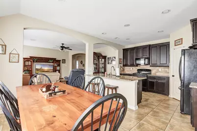 6715 Hunters Trace Lane, Baytown, TX 77521 - Photo 16