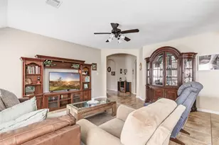 6715 Hunters Trace Ln, Baytown, TX 77521 - Photo 14