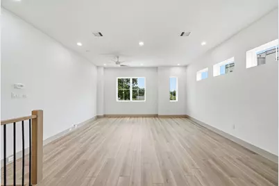 1116 Weiss Street, Houston, TX 77009 - Photo 2