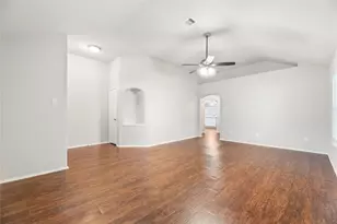 17211 Timber Cliff Ct, Cypress, TX 77429 - Photo 4