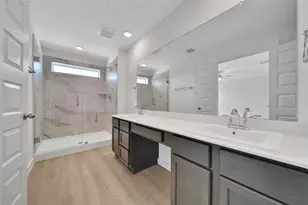 11915 De Carvalho Ln, Tomball, TX 77375 - Photo 12