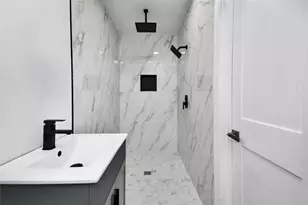 7210 Lumber Jack Dr, Houston, TX 77040 - Photo 24