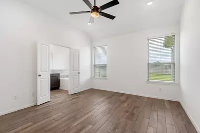 18830 Shadowfax Trail, Tomball, TX 77377 - Photo 16