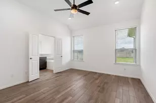 18830 Shadowfax Trl, Tomball, TX 77377 - Photo 16