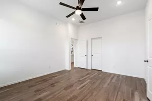 18830 Shadowfax Trl, Tomball, TX 77377 - Photo 18