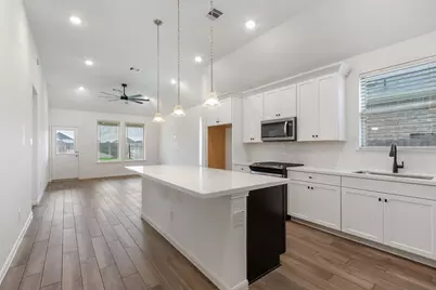 18830 Shadowfax Trail, Tomball, TX 77377 - Photo 12