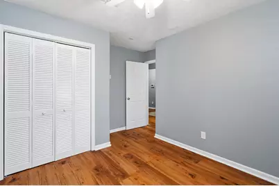 139 Horn Court, Baytown, TX 77523 - Photo 18