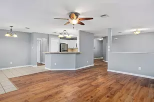 139 Horn Ct, Baytown, TX 77523 - Photo 4