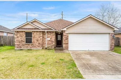 139 Horn Court, Baytown, TX 77523 - Photo 1