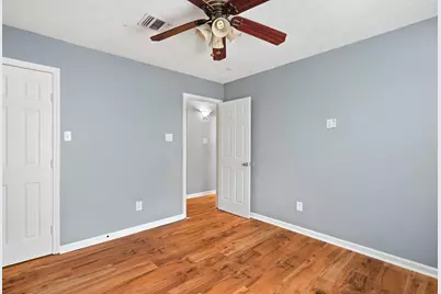 139 Horn Court, Baytown, TX 77523 - Photo 20