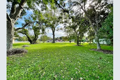 6522 Highway 6, Hitchcock, TX 77563 - Photo 4