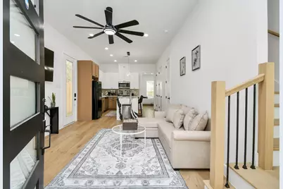 7129 Sidney Street #B, Houston, TX 77021 - Photo 1