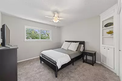 1426 Heathwood Drive, Houston, TX 77077 - Photo 32