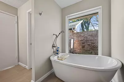 1426 Heathwood Drive, Houston, TX 77077 - Photo 46