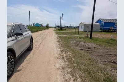 501 Oceania Street, Sargent, TX 77414 - Photo 4