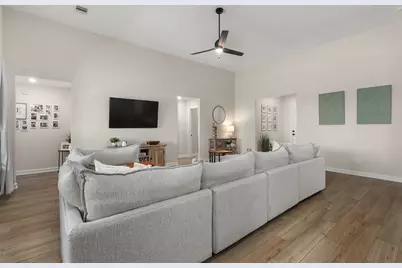 13709 Gaff Rig Drive, Texas City, TX 77510 - Photo 14