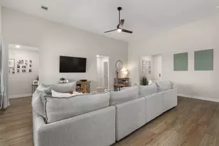 13709 Gaff Rig Dr, Texas City, TX 77510 - Photo 14