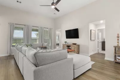 13709 Gaff Rig Drive, Texas City, TX 77510 - Photo 6