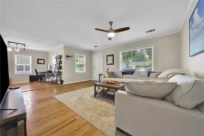 1607 Libbey Drive, Houston, TX 77018 - Photo 8