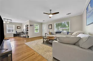 1607 Libbey Dr, Houston, TX 77018 - Photo 8