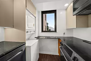 1400 Hermann Dr, Houston, TX 77004 - Photo 20