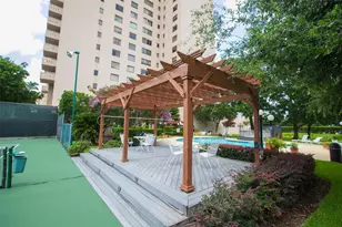 1400 Hermann Dr, Houston, TX 77004 - Photo 32