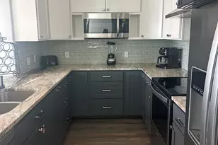520 W Ave A, Port Aransas, TX 78373 - Photo 4