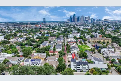 2303 Yupon Street, Houston, TX 77006 - Photo 48