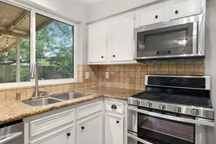 8322 Hot Springs Dr, Houston, TX 77095 - Photo 18