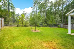 112 Red Cascade Ct, Willis, TX 77318 - Photo 32