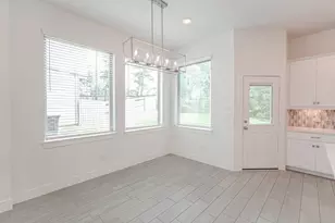 112 Red Cascade Ct, Willis, TX 77318 - Photo 12