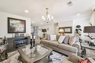 5002 Beechnut St, Houston, TX 77096 - Photo 8