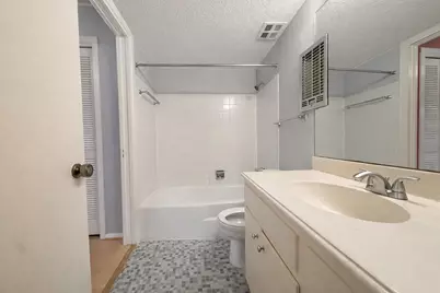 8223 Kingsbrook Road #215, Houston, TX 77024 - Photo 16