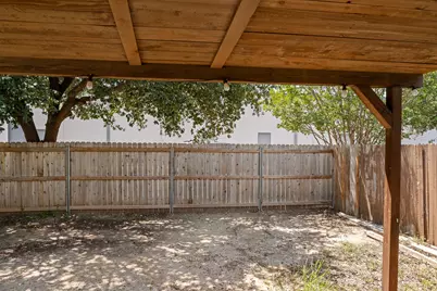9106 Laguna Rio, San Antonio, TX 78251 - Photo 10