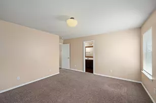 9106 Laguna Rio, San Antonio, TX 78251 - Photo 4