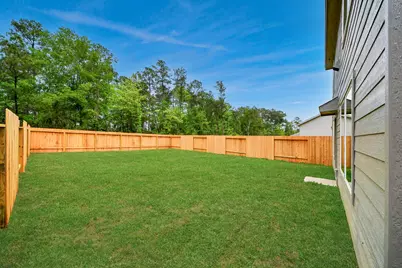 13499 Bay Springs Dr, Conroe, TX 77303 - Photo 10