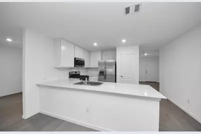 13499 Bay Springs Dr, Conroe, TX 77303 - Photo 16