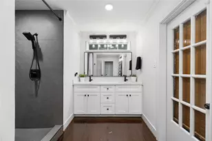 516 W 30th St, Houston, TX 77018 - Photo 28