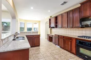 62 Longsford Circle, The Woodlands, TX 77382 - Photo 8