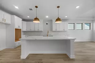 18817 Truman Trl, Conroe, TX 77302 - Photo 4