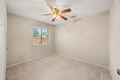 10038 Wayward Wind Lane, Houston, TX 77064 - Photo 20