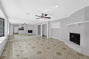 11807 Stroud Dr, Houston, TX 77072 - Photo 6