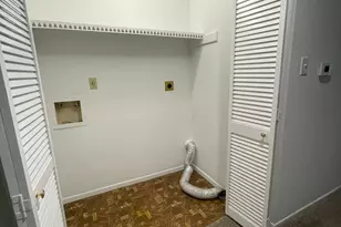 5005 Georgi Ln, Houston, TX 77092 - Photo 14