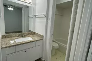 5005 Georgi Ln, Houston, TX 77092 - Photo 16