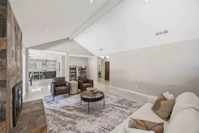 619 Rancho Bauer Drive, Houston, TX 77079 - Photo 2