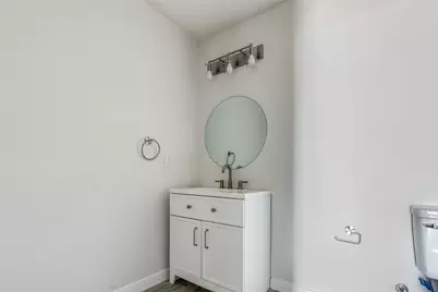 5874 Belcrest Street, Houston, TX 77033 - Photo 16