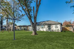 5874 Belcrest St, Houston, TX 77033 - Photo 24